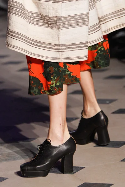 Look 44